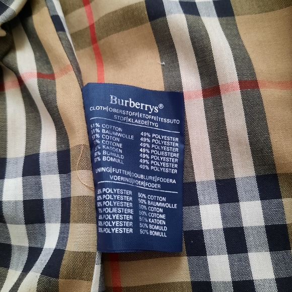 Vintage Burberry trench coat - Picture 7 of 15